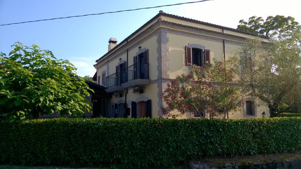 Agriturismo Za Beata Bed and Breakfast Penna Sant'Andrea Εξωτερικό φωτογραφία